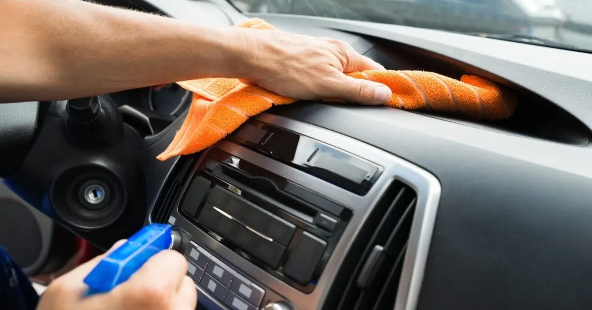 4 Major Signs Your Vehicle Needs Professional Detailing